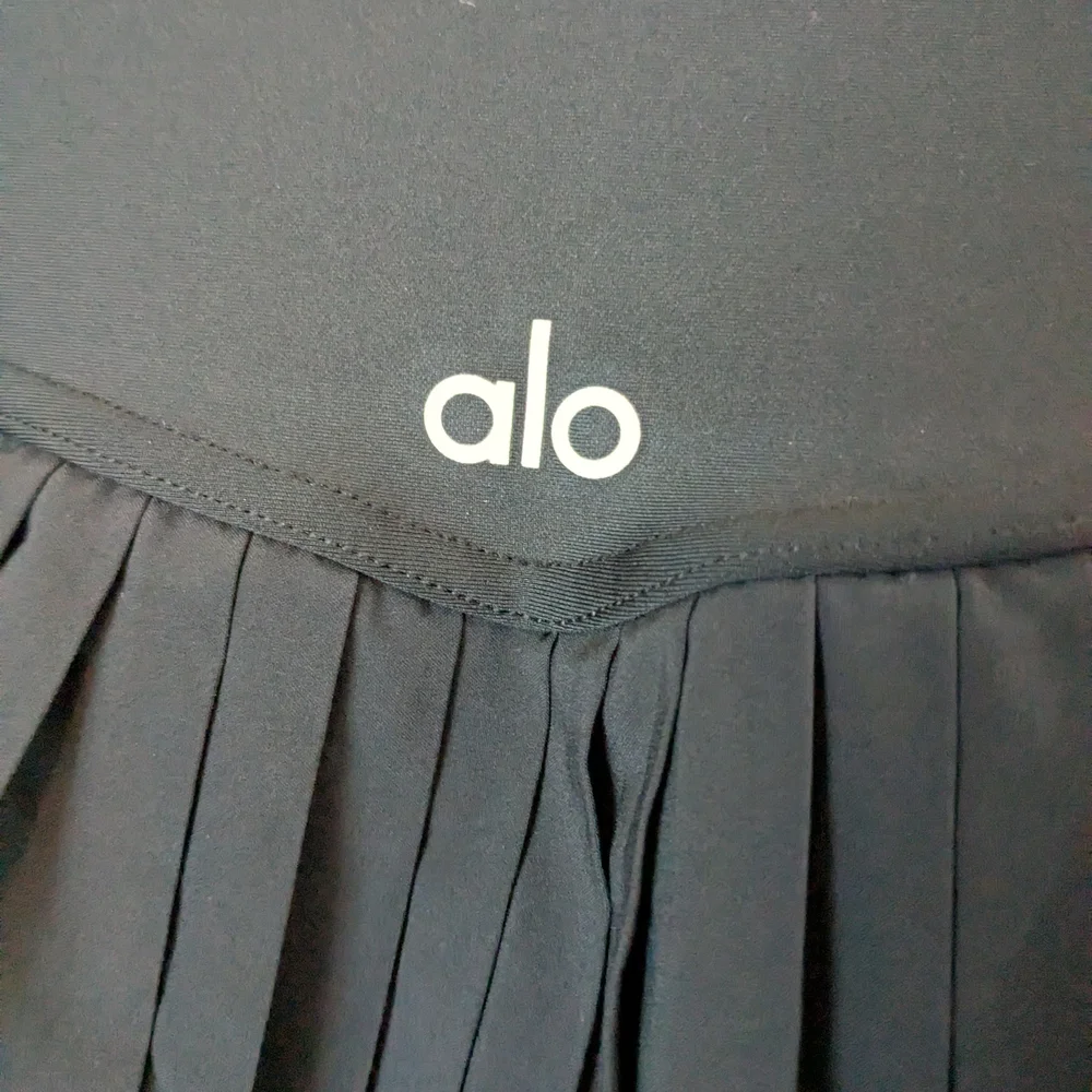 ALO Yoga Gray Mini Skater Skirt